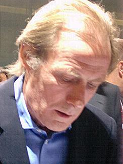 la-munich-billnighy01kl.jpg (16076 Byte)